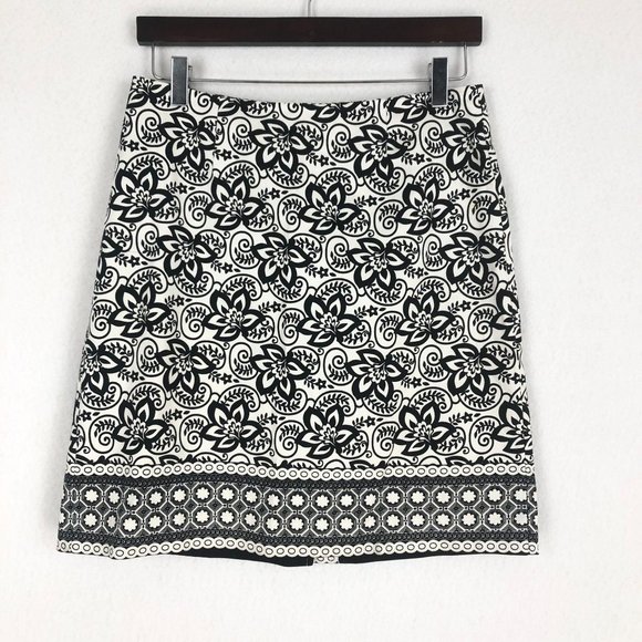 Geoffrey Beene Black White Floral Print Skirt Sz 2 - Picture 1 of 8